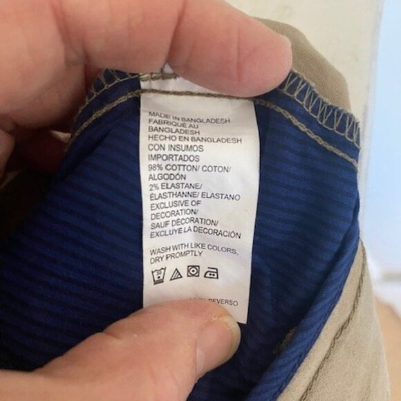 IZOD Shorts Khakis Chino Comfort Flat Front Relaxed Stretch Casual - Beige - Picture 6 of 6